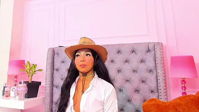 HaileeRoberts online show from January 15, 2026, 12:30 pm