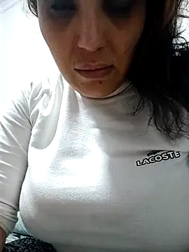 nazii010 online show from October 18, 2025, 2:46 am