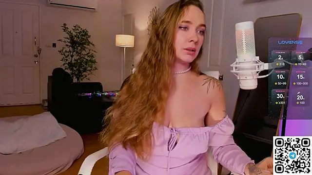 AngelPaull online show from November 9, 2025, 8:46 pm