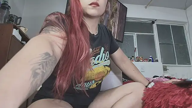 Snapshot of Maylin_2024 chatting on January 15, 2026, 10:02 pm Maylin 2024 online show from January 15, 2026, 10:02 pm