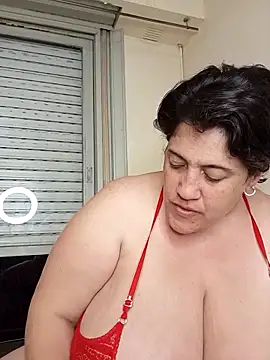 Snapshot of Sole_Love chatting on September 14, 2025, 2:01 am Sole Love online show from September 14, 2025, 2:01 am