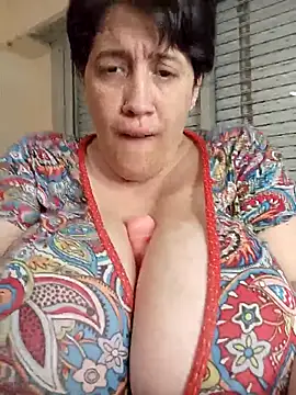 Snapshot of Sole_Love chatting on September 11, 2025, 1:49 am Sole Love online show from September 11, 2025, 1:49 am