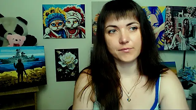 Darina M  online show from May 17, 2026, 5:07 am
