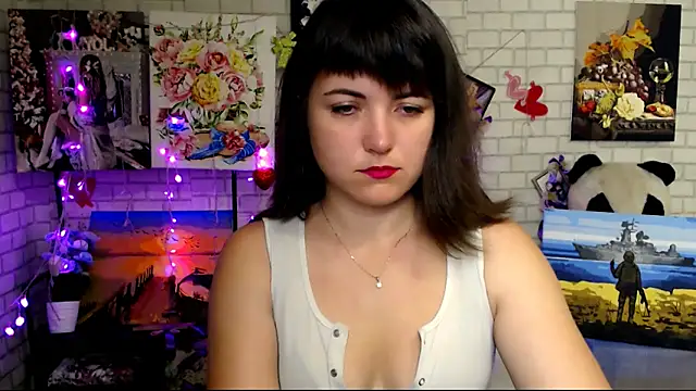 Snapshot of Darina_M_ chatting on October 10, 2025, 4:46 am Darina M online show from October 10, 2025, 4:46 am