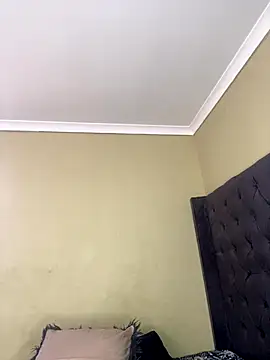 DarkBerry87 online show from September 24, 2025, 7:48 am