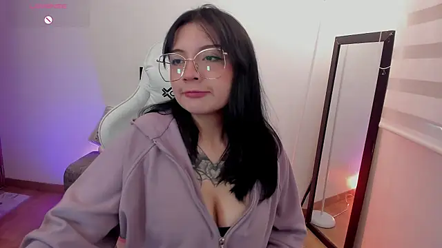 Snapshot of Hannya_moon chatting on May 22, 2026, 5:22 pm Hannya moon online show from May 22, 2026, 5:22 pm