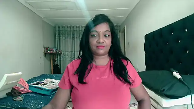 Indianmayaxoxo online show from March 9, 2026, 7:56 am