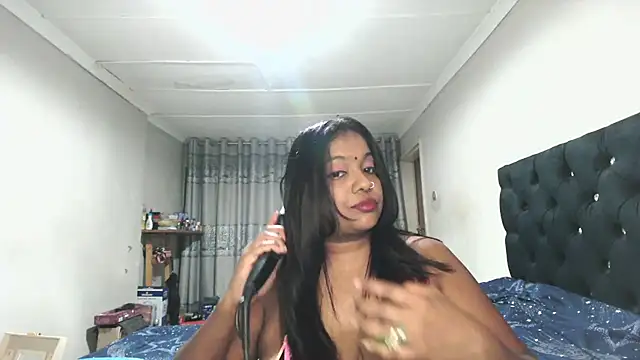 Snapshot of Indianmayaxoxo chatting on November 28, 2025, 7:14 pm Indianmayaxoxo online show from November 28, 2025, 7:14 pm