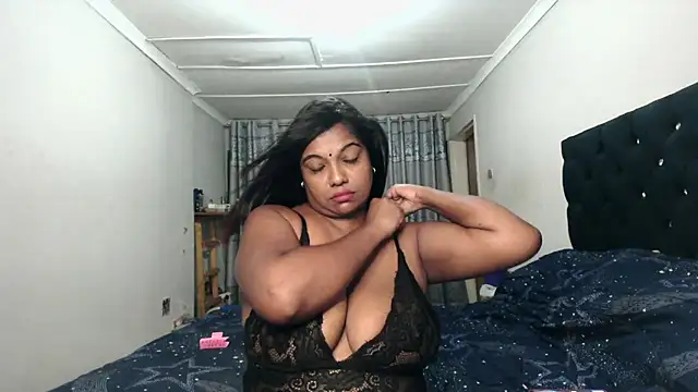 Snapshot of Indianmayaxoxo chatting on March 8, 2025, 4:17 pm Indianmayaxoxo online show from March 8, 2025, 4:17 pm