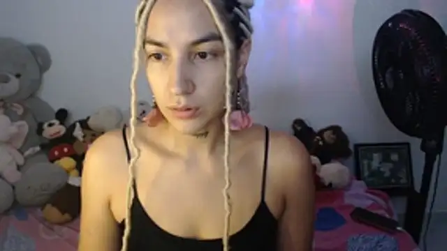 mandy berrys online show from October 13, 2025, 12:23 am