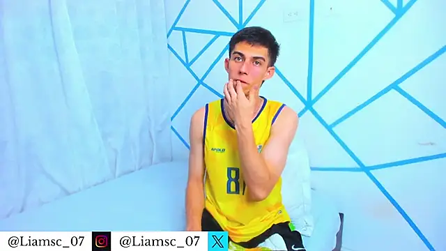 Snapshot of liam_scott77 chatting on November 30, 2025, 11:27 pm liam scott77 online show from November 30, 2025, 11:27 pm