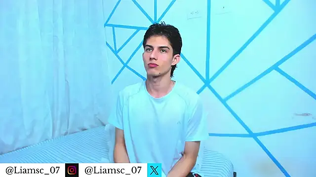 liam scott77 online show from June 3, 2026, 9:08 pm