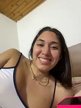 Barbielatinas online show from December 23, 2025, 5:07 am