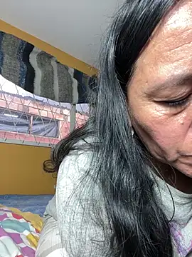 Snapshot of Freya_Artemisa chatting on April 15, 2026, 10:21 pm Freya Artemisa online show from April 15, 2026, 10:21 pm