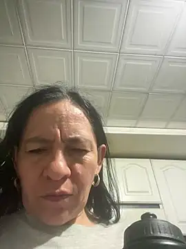 Snapshot of Freya_Artemisa chatting on April 1, 2026, 10:07 pm Freya Artemisa online show from April 1, 2026, 10:07 pm