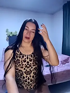 renata hot1 online show from October 1, 2025, 10:13 pm