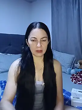 renata hot1 online show from July 11, 2026, 2:01 am