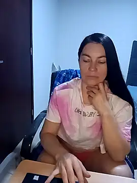 renata hot1 online show from February 24, 2025, 1:13 am