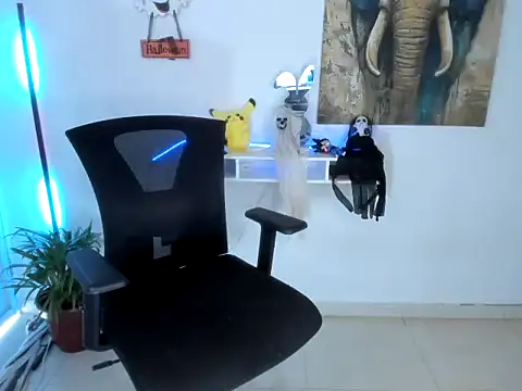 Snapshot of nairobbits chatting on October 9, 2025, 1:11 pm nairobbits online show from October 9, 2025, 1:11 pm