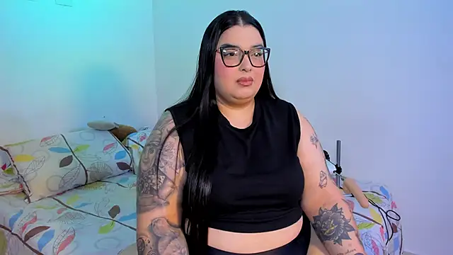 Apriilpeach  online show from March 21, 2026, 2:13 am