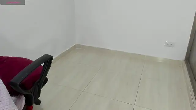 Snapshot of Natasha_su_ chatting on March 19, 2025, 7:18 am Natasha su online show from March 19, 2025, 7:18 am