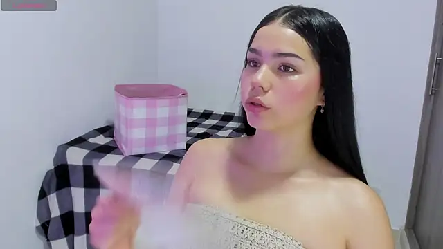 Snapshot of Natasha_su_ chatting on January 19, 2025, 12:28 am Natasha su online show from January 19, 2025, 12:28 am