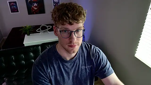 Snapshot of BlueEyedTallGuy94 chatting on March 12, 2026, 9:08 pm BlueEyedTallGuy94 online show from March 12, 2026, 9:08 pm
