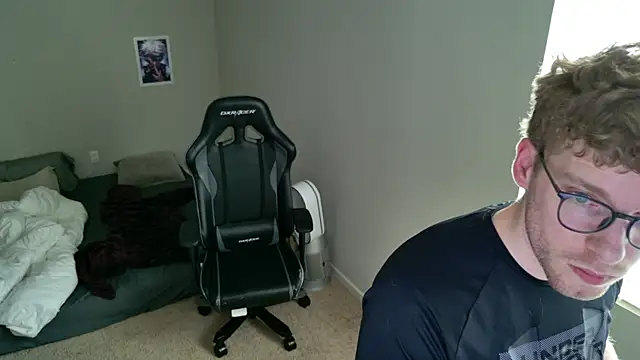 BlueEyedTallGuy94 online show from July 7, 2026, 10:46 pm