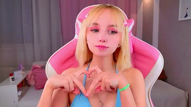 b4by LoL1 online show from February 26, 2026, 1:33 pm