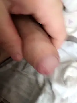 Snapshot of Grig1982 chatting on April 6, 2026, 6:25 am Grig1982 online show from April 6, 2026, 6:25 am