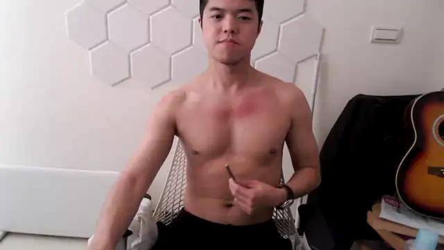 TheDarkPrix online show from October 31, 2025, 4:58 pm