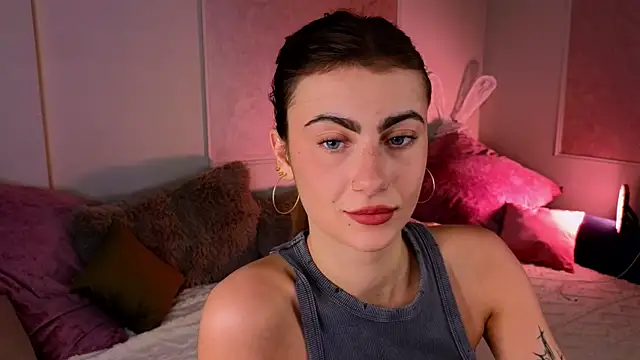 Snapshot of tomorrows_day chatting on October 26, 2025, 9:15 pm tomorrows day online show from October 26, 2025, 9:15 pm