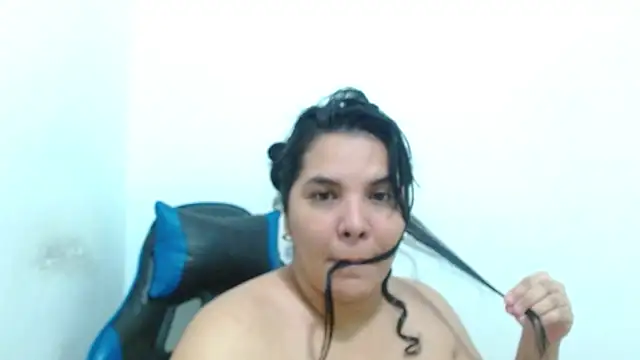 Snapshot of sinay024 chatting on April 22, 2026, 1:12 am sinay024 online show from April 22, 2026, 1:12 am