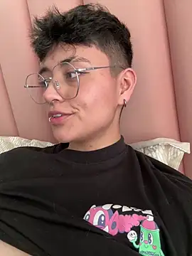 Snapshot of Ashley_Chriss chatting on February 9, 2025, 10:00 pm Ashley Chriss online show from February 9, 2025, 10:00 pm