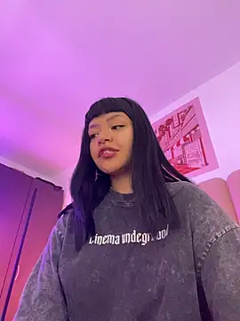 Snapshot of Ashley_Chriss chatting on December 20, 2025, 1:19 am Ashley Chriss online show from December 20, 2025, 1:19 am
