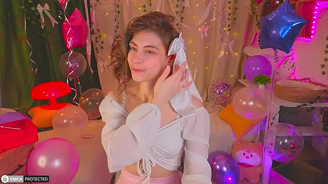  ChocoMao  online show from April 15, 2026, 6:12 pm