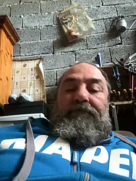 Snapshot of ros217 chatting on October 7, 2025, 10:49 am ros217 online show from October 7, 2025, 10:49 am