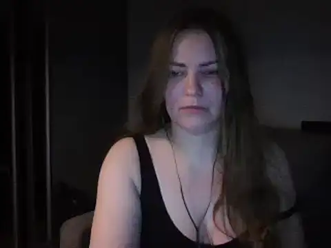 Snapshot of AnnaDiamond1 chatting on March 21, 2025, 11:45 pm AnnaDiamond1 online show from March 21, 2025, 11:45 pm