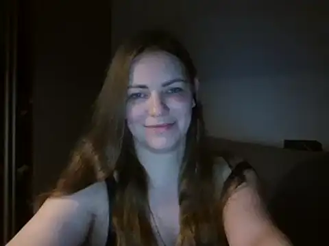 Snapshot of AnnaDiamond1 chatting on March 20, 2025, 10:51 pm AnnaDiamond1 online show from March 20, 2025, 10:51 pm
