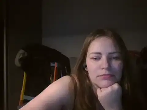 Snapshot of AnnaDiamond1 chatting on January 31, 2025, 10:31 pm AnnaDiamond1 online show from January 31, 2025, 10:31 pm