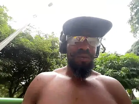Snapshot of Siriss_boyrag chatting on June 13, 2026, 4:05 pm Siriss boyrag online show from June 13, 2026, 4:05 pm