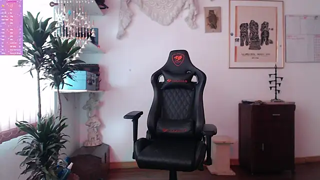 Siriss boyrag online show from October 24, 2025, 1:32 pm