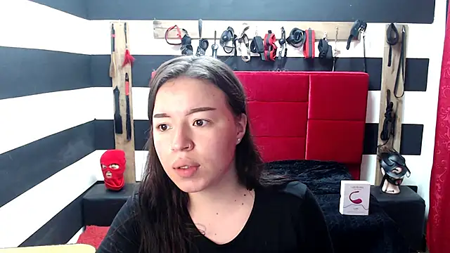 Snapshot of Marian_Ran chatting on March 20, 2025, 5:13 am Marian Ran online show from March 20, 2025, 5:13 am