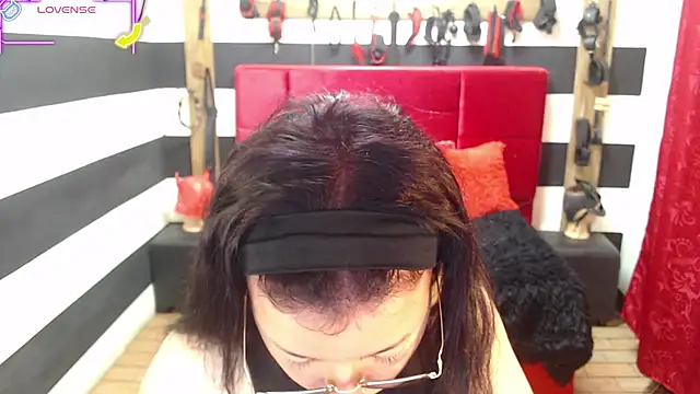 Snapshot of Marian_Ran chatting on September 16, 2025, 2:34 am Marian Ran online show from September 16, 2025, 2:34 am