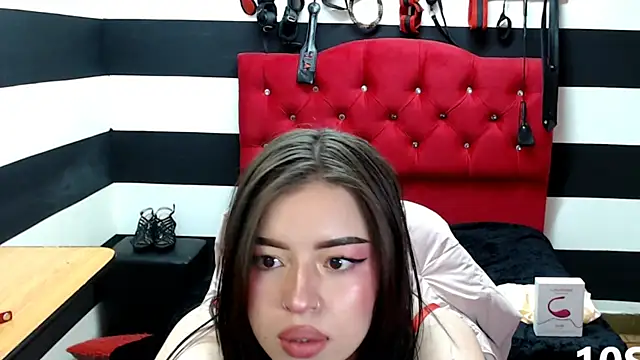 Snapshot of Marian_Ran chatting on March 8, 2025, 9:17 am Marian Ran online show from March 8, 2025, 9:17 am