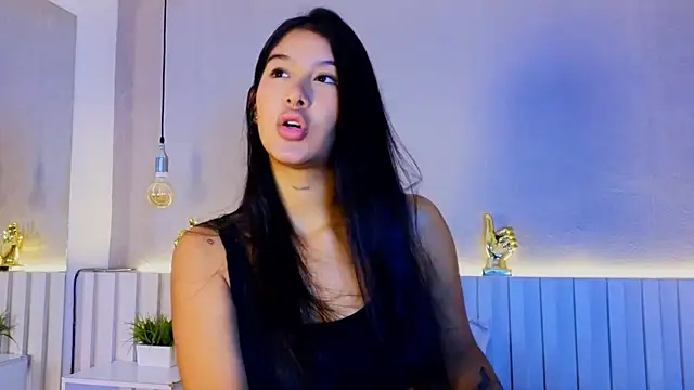 Aida moreno online show from April 10, 2026, 12:01 pm