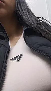 ailyn miranda online show from November 22, 2025, 7:02 pm