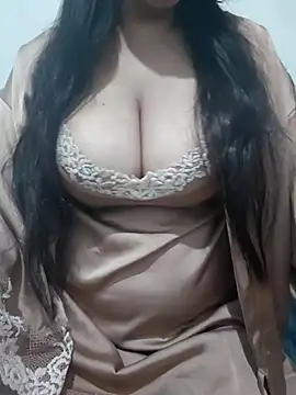 Snapshot of Liyan- chatting on January 16, 2026, 11:09 pm Liyan- online show from January 16, 2026, 11:09 pm