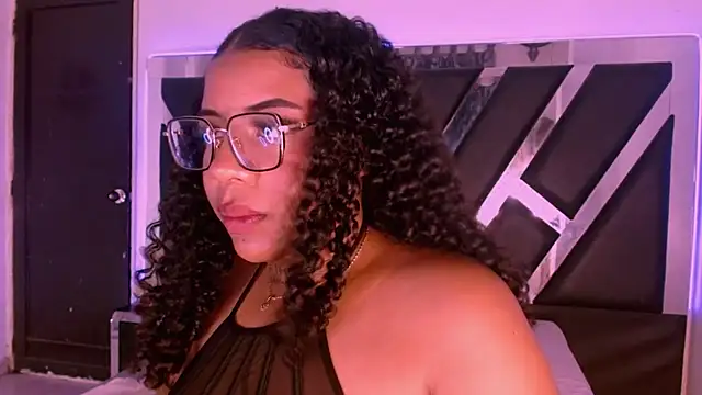 MelannyTylor online show from July 14, 2026, 2:05 am