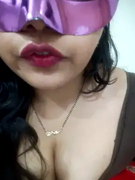 Shivi shahh online show from February 11, 2025, 5:18 pm